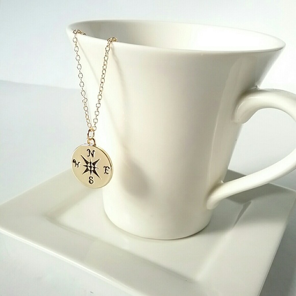 Jewelry - Gold Compass Pendant Necklace